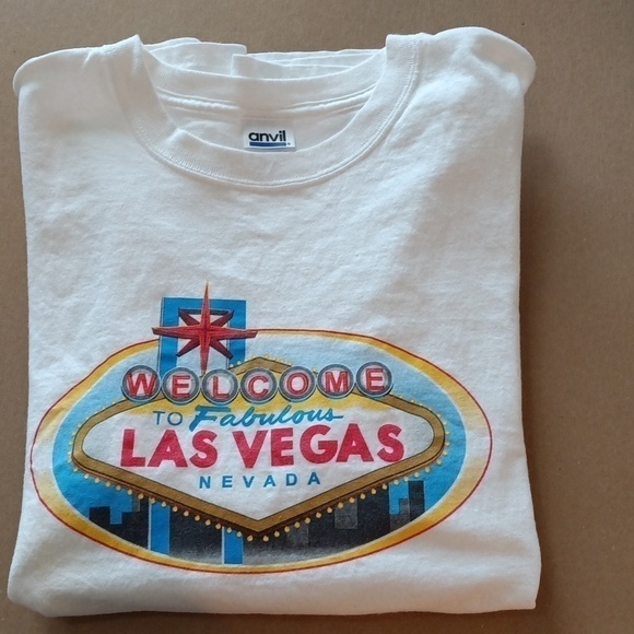 Welcome to Fabulous Las Vegas graphic tee Anvil brand 100% cotton size L EUC - Picture 1 of 8